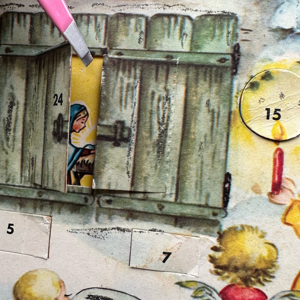 Vintage paper Christmas advent calendar - Picture 10 of 11